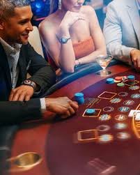 Tampilan kartu dan area taruhan Casino Hold'em